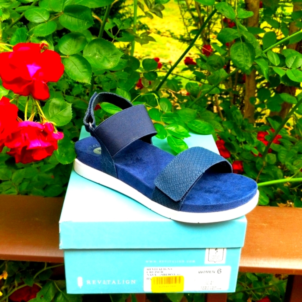 Revitalign Cruiser Genuine Suede Sandals